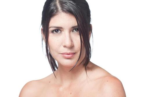 Actriz y productora.