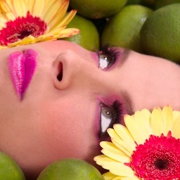 Maquillaje Profesional, Maquillaje Artístico, Asesoramiento de imágen, Cursos. T 04122660454 04142788299.
http://t.co/lv5X18IMCk