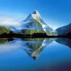 abigail02327071's profile picture. Una colección de pensamientos debe ser una farmacia donde se encuentra remedio a todos los males.