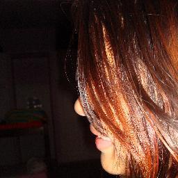 eu sou aquela menina que ama viver,eu odeio que se mete na minha vida tá ligado né cara!