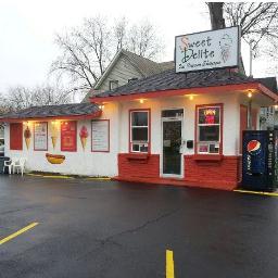 SweetDelite1's profile picture. Hours:
Mon-Sun 11am to 9pm
Soft Serve Ice Cream Over 40 Flavors!
