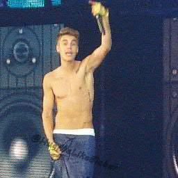 Justin followed me: January 19th 2012.♥ Believe Tour: March 25th 2013. ♥ I took my icon and header pics by myself ;)
