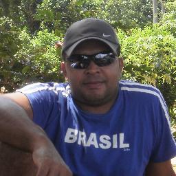 junioplis's profile picture. 