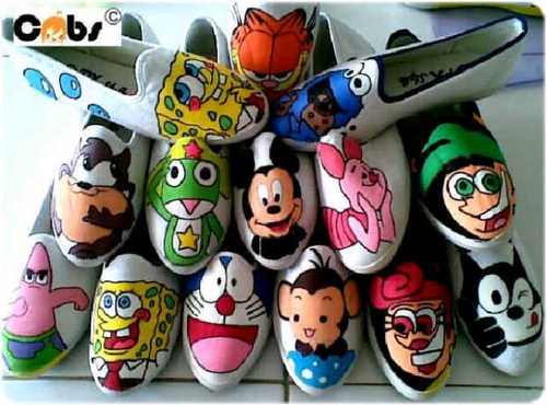 yang kece belum bisa dibilang kece kalo belum pake sepatu lukis nya ☀ desain bisa request loh photos ? Cartoon ? Club football ! Wanna ? Yuk more info 27F6588C♥
