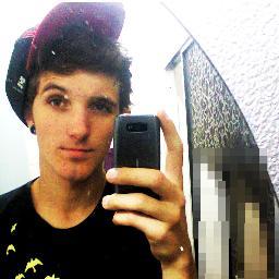 Olhando para o comportamento de algumas pessoas até vejo o mesmo caminho de quando olho para o centro da privada.   - Curte ae - http://t.co/ORS434ZJ