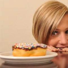 Here we tell our period cravings. Just a girl that craves food on her period. Welcome!