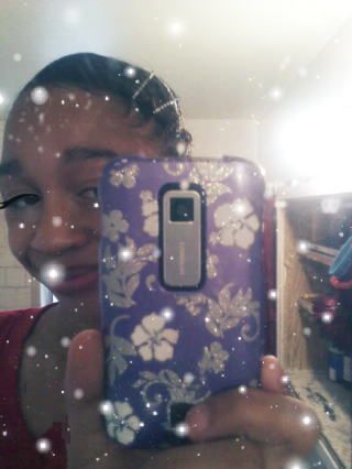 im signle. luv one direction and nicki minaj. follow me i will follow u back
