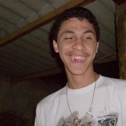 eu so fa de todos so legal e quem quiser  comverssar comigo estou disponivel