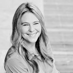 Wife, mother of twins, traffic reporter, and business owner. Love to cook, watch football, and enjoy Portland's food scene. Tator tots? Yes please!