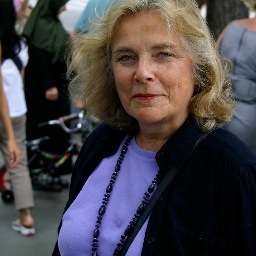 Actor, Book Narrator,Director, Teacher, Coach, Mom and Nana with a garden......