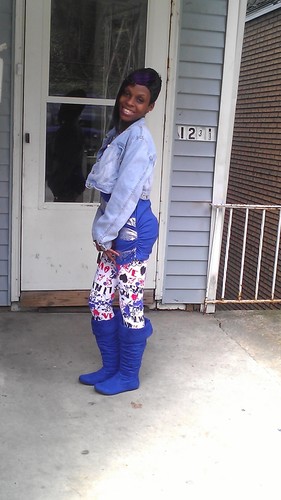 Just ask me when u wanna get to know me! Live, Laugh, Love :)