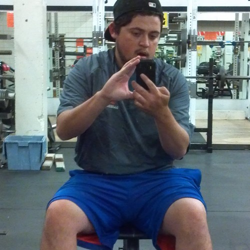 Im jorge im 22 born in los angeles, CA love my angels mavericks patriots and boise st.