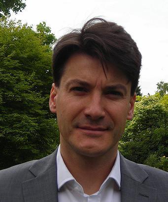 EMEA sales director with over 25 years experience in IT & Unified Comms, father of 3 teenagers & 2 youngsters and also car & sailing enthusiast.