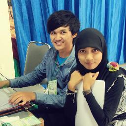 Economic at Andalas University, 2011 | listening to music | green n blue :) | martabak (˘ڡ˘) | zalizaiza ƪ(♥•*⌣*•♥)ʃ
