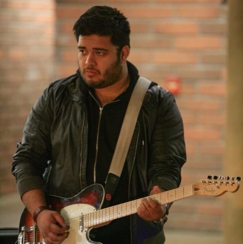 jason_valverde's profile picture. i make noises with little boxes that go into bigger boxes.