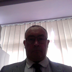 ianj460's profile picture. headteacher seeking new challenge