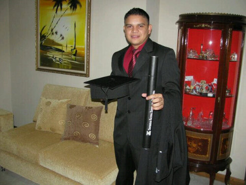 Joven ingeniero mecánico egresado de la universidad del Tachira (UNET), en julio de 2012, con deseos de superación, natural de Coloncito-Tachira-Venezuela.