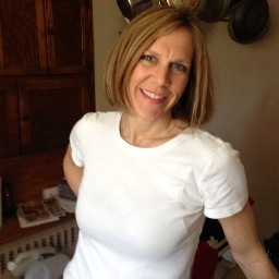 Lived in DC, NYC, Denver & ended up back where I started in the suburbs of NJ. Talent Scout & Benefits Mgr who enjoys cooking, running, travelling, being Green.