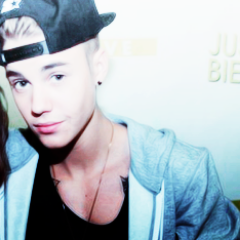 kidrauuhl_94's profile picture. My idol says never say never and I listen to him.
I'm an Italian boy that is proud of @justinbieber.
Thanks for everything.