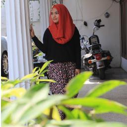 ~~All that glitters is not gold~~
Scarf,Accesoris hijab,dress muslimah,etc.
Sms/whatsapp 085714033293,021-92881131/pin bb : 3258CE86