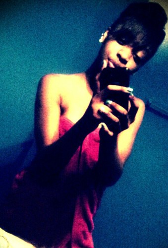 Go FollowMy Beautiful Twin @PARIS_bisshh Follow Back