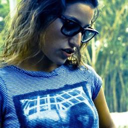 mapoose's profile picture. publicidad - audiovisual / viajera de la vida / colgada hasta de una tela / happy like hippo!!!