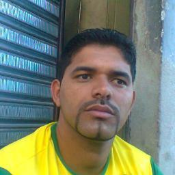 eu sou ANTONIO TANCREDO  casado tenho um filho sou tambem evanjelico e minha profiçao padeiro etc. em fim esse sou eu
