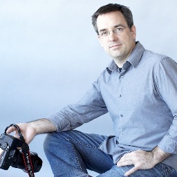 greglordstudio's profile picture. Friendly NYC Photographer: Adapting to a changing media landscape by adopting relevant #socialmedia.
 Tweeting observations: both visual and verbal.