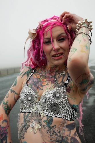 I make dreadlocks, crafts and clothes!