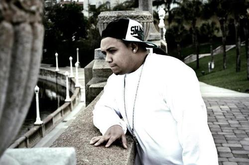 recording artist  singer/rapper from BEATtheWORLDent for booking or features contact me at younglatin88@gmail.com or colonjose18@yahoo.com or D.M. me