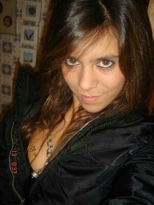 Sarita_200697's profile picture. Vivo la vida sin ver el futuro