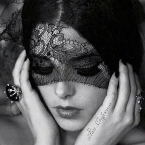 hebaalanezi's profile picture. 