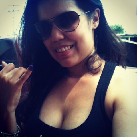 Mama de Vale, Lu y Vero. Orgullosamente Venezolana, medico,esposa, hija y amiga. Con la mejor familia q un ser puede desear, extrañado a quien se fue muy pronto