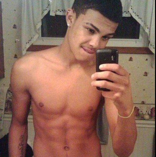 Football | Basketball | #Trackislife | Follow my little cutie @Crookivy .