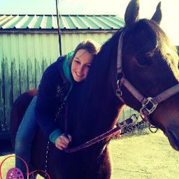 lovee my friendss; cant without horses!3
