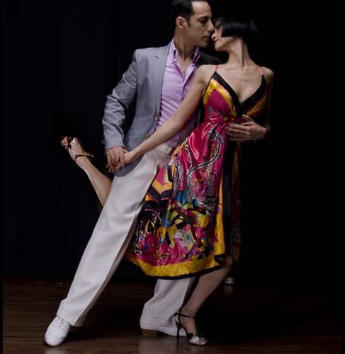 Bulent + Lina are new generation of Argentine Tango teachers and multiple-style tango performers with strong roots in traditional Argentine tango.