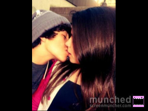 BelieberBoyWill's profile picture. Just read my tweets and follow.