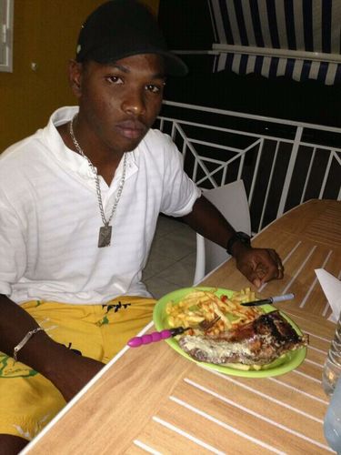 RgisRejo's profile picture. Facebook : Régis Réejo Insta : réejo_king