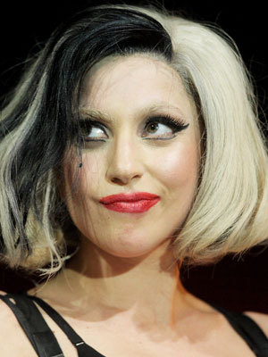 ARTPOP IS COMING