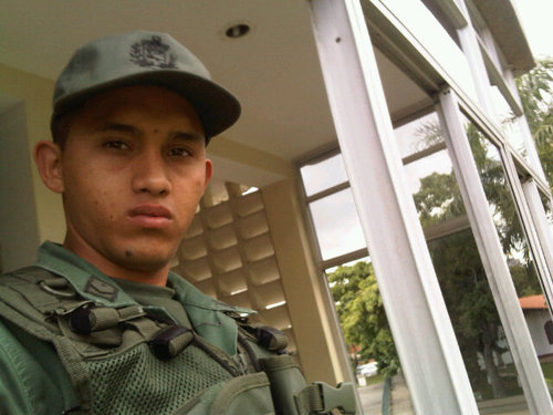 alexispereztro's profile picture. 