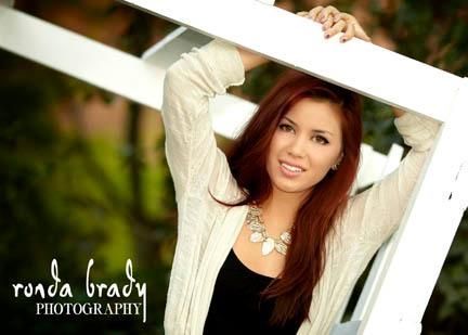 ValarieLaraZYUs's profile picture. 