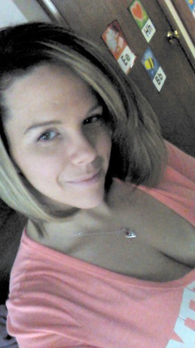 sweettee1979's profile picture. 