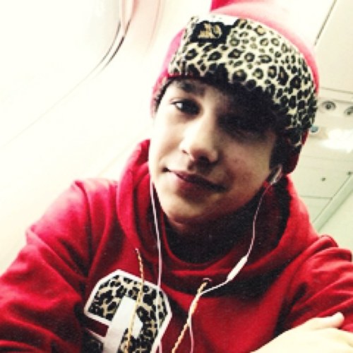 We are just two teenage girls supporting our amazing idol Austin Mahone!