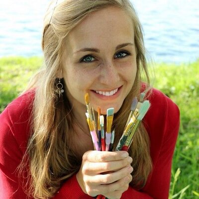 Profile Picture of Anna Katherine Biggs (@BiggsAK) on Twitter