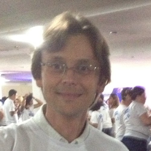 Paixao em trabalhar na empresa mais azul do Brasil.