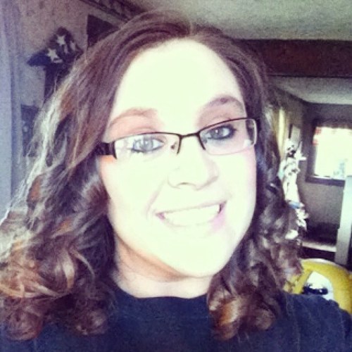 The name is Emily i love to hunt and fish. Country music is all i ever listen to. Life is good. Love my life (: