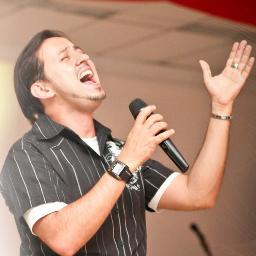 SOU COMPOSITOR E LIDER DO MINISTÉRIO ALIANÇA DA PROMESSA. TENHO CANÇÕES GRAVADAS POR VÁRIOS CANTORES GOSPEL PELO BRASIL. 
ACESSE: http://t.co/a0Vzy479HR