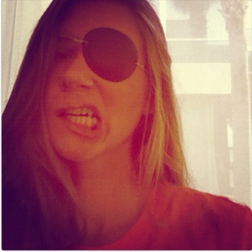 Lily_GungHo's profile picture. gungho: graphic designer, artist, book maker, and writer.