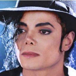 Amo a michael jackson mas que a cualquier persona en el universo.