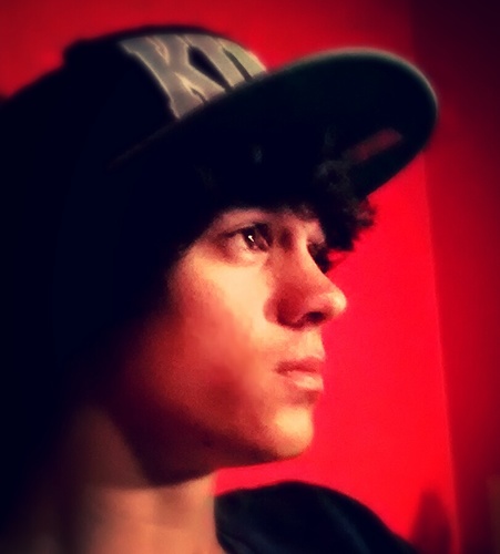 hey u look lost.....follow me.